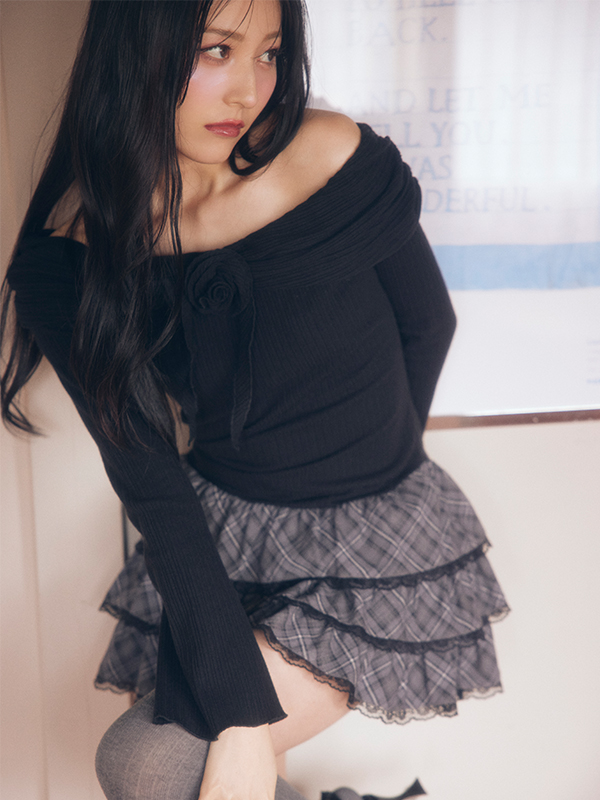 rillyemulie_top1010_4